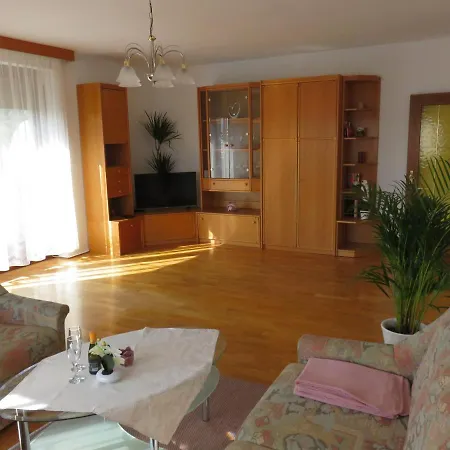 Schoene Ferienwohnung In Kaernten Hunde Gerne Auf Anfrage Apartamento