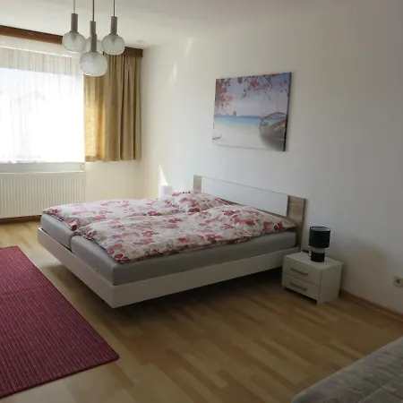 Apartamento Schoene Ferienwohnung In Kaernten Hunde Gerne Auf Anfrage *